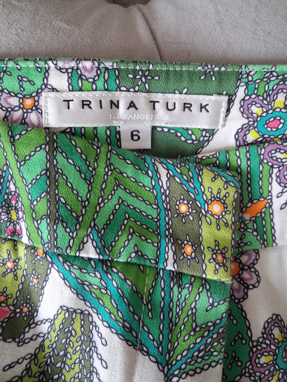 Trina Turk Green Printed Women’s Shorts- Size 6